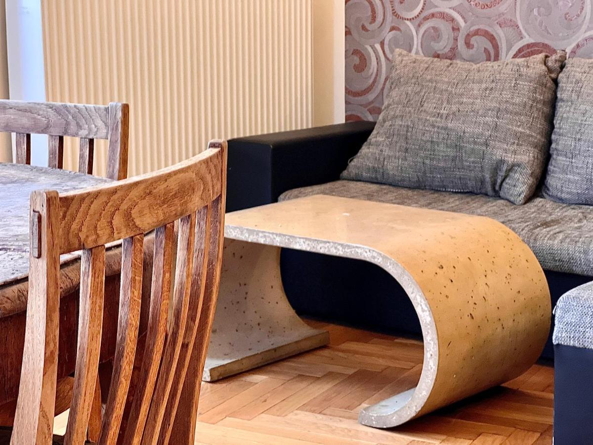 F14 Guest House By Small Home Budapest Exteriör bild