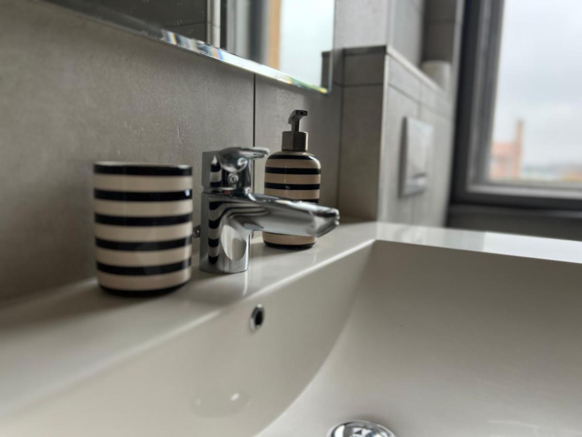 F14 Guest House By Small Home Budapest Exteriör bild