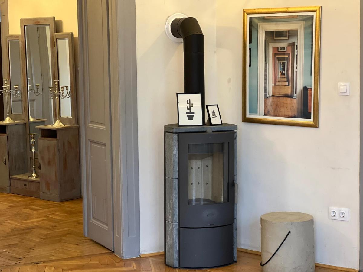 F14 Guest House By Small Home Budapest Exteriör bild